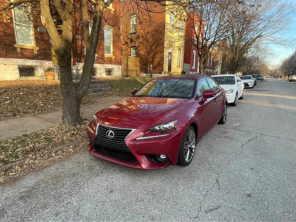 2015 Lexus IS 3rd Gen - Image 4 of 5