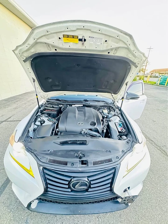 2015 Lexus IS 3rd Gen - Image 7 of 17