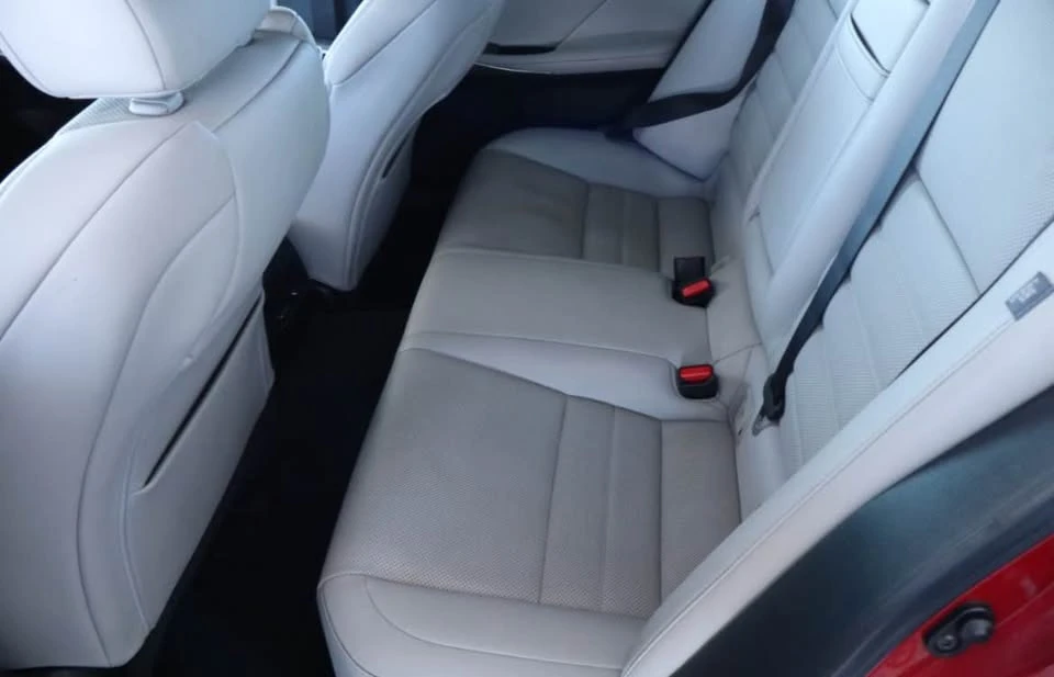 2015 Lexus IS 3rd Gen - Image 13 of 19