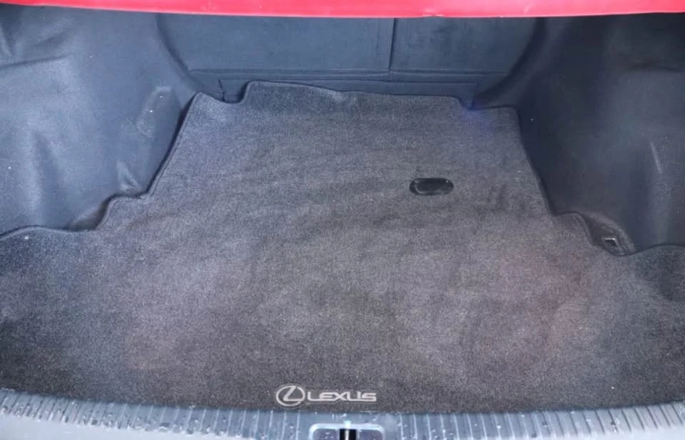 2015 Lexus IS 3rd Gen - Image 18 of 19
