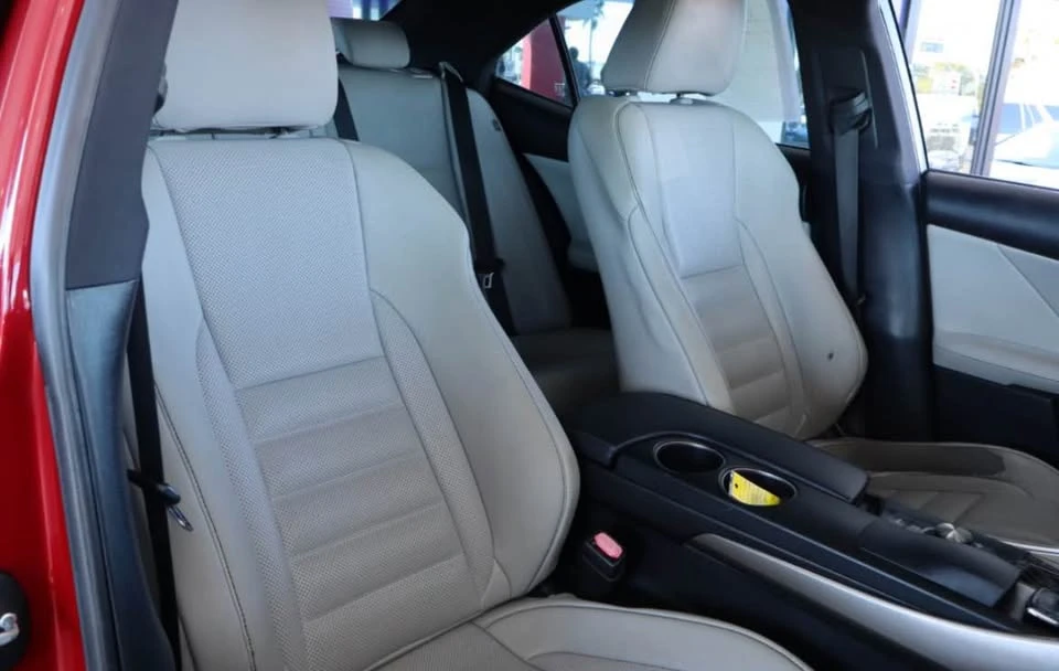 2015 Lexus IS 3rd Gen - Image 17 of 19