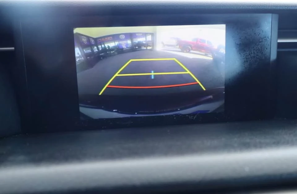 2015 Lexus IS 3rd Gen - Image 9 of 19
