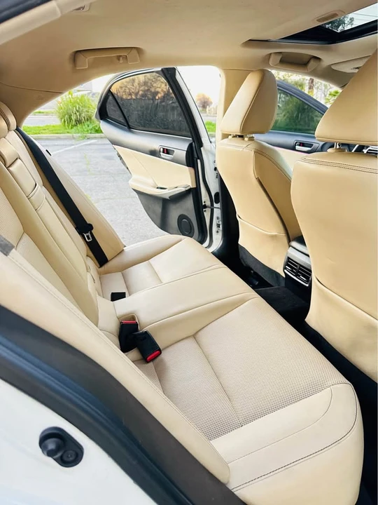 2015 Lexus IS 3rd Gen - Image 13 of 17