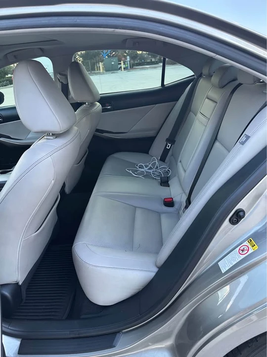 2015 Lexus IS 3rd Gen - Image 9 of 11