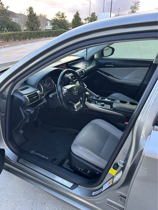 2015 Lexus IS 3rd Gen - Image 10 of 11