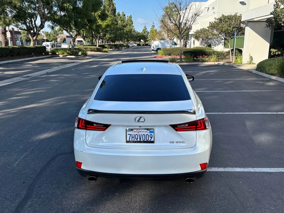 2015 Lexus IS 3rd Gen - Image 4 of 14