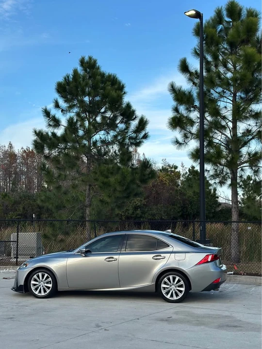 2015 Lexus IS 3rd Gen - Image 5 of 11