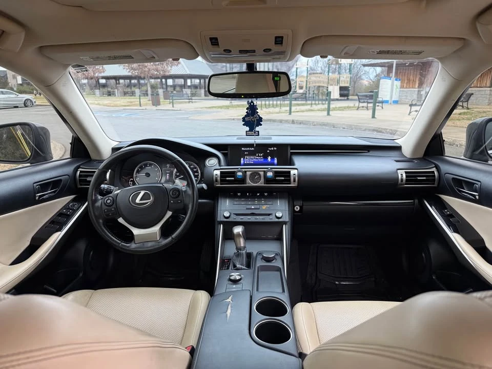 2015 Lexus IS 3rd Gen - Image 11 of 14
