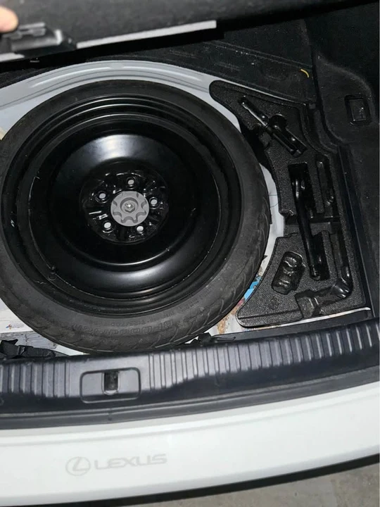 2015 Lexus IS 3rd Gen - Image 6 of 13