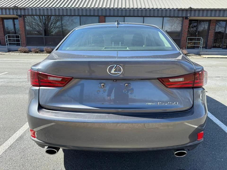 2015 Lexus IS 3rd Gen - Image 17 of 17