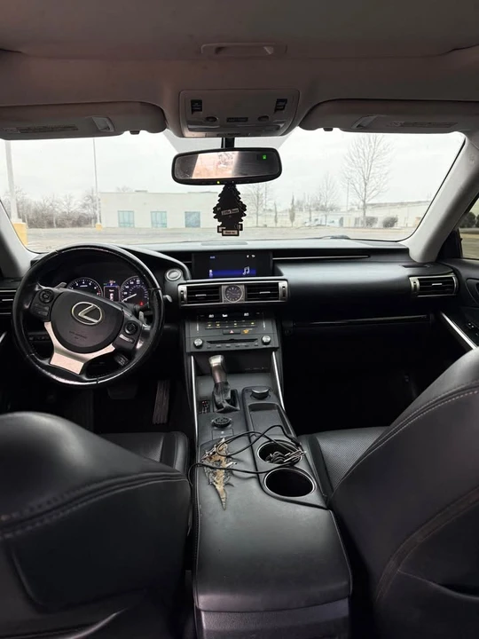 2015 Lexus IS 3rd Gen - Image 7 of 10