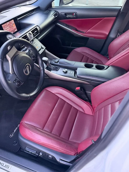 2015 Lexus IS 3rd Gen - Image 10 of 20