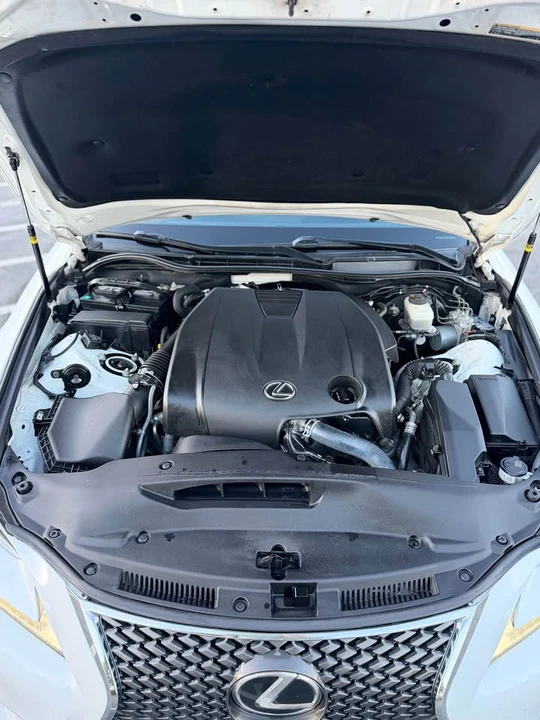 2015 Lexus IS 3rd Gen - Image 13 of 20