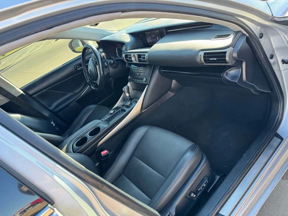 2015 Lexus IS 3rd Gen - Image 7 of 15