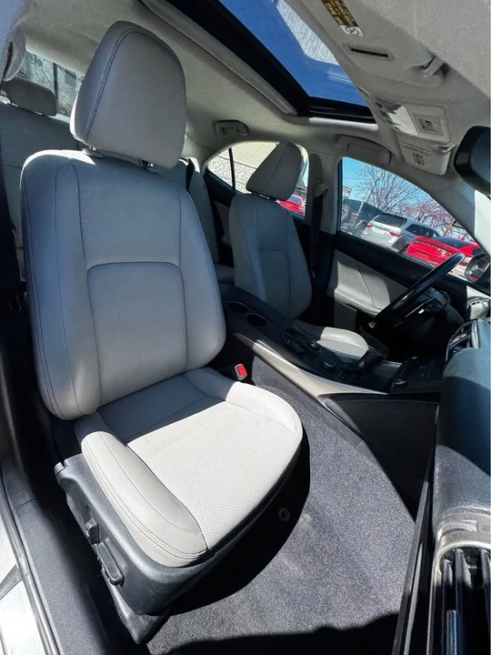2015 Lexus IS 3rd Gen - Image 7 of 10
