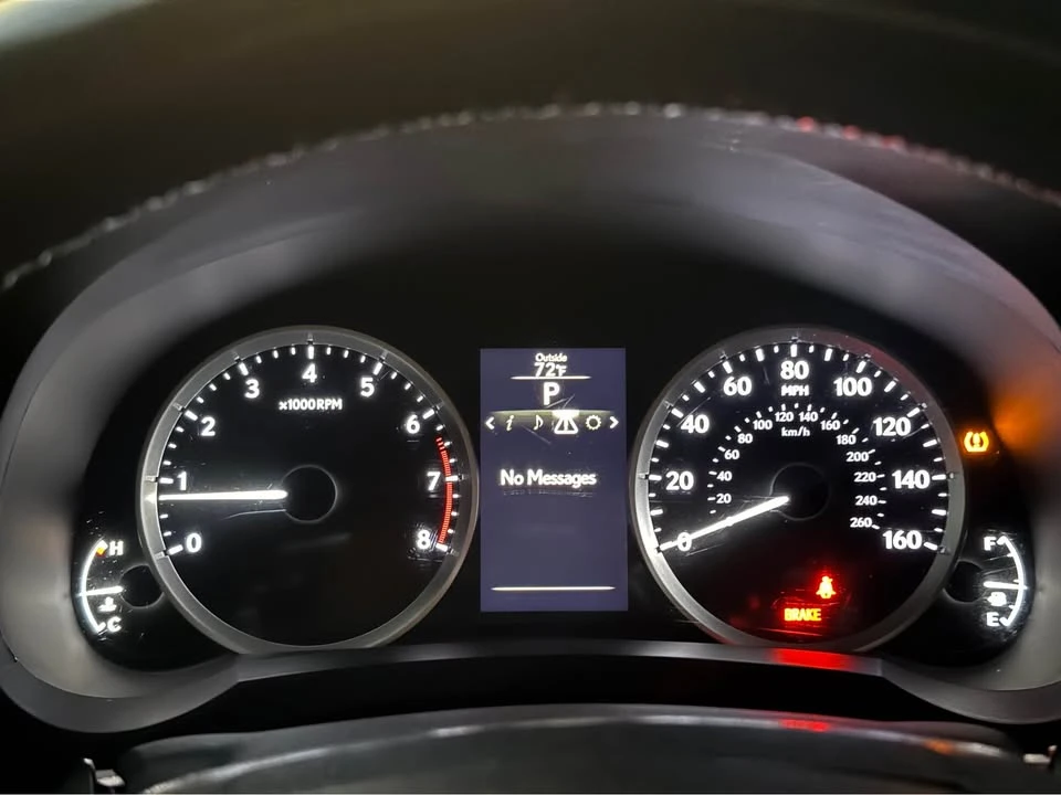 2015 Lexus IS 3rd Gen - Image 15 of 15