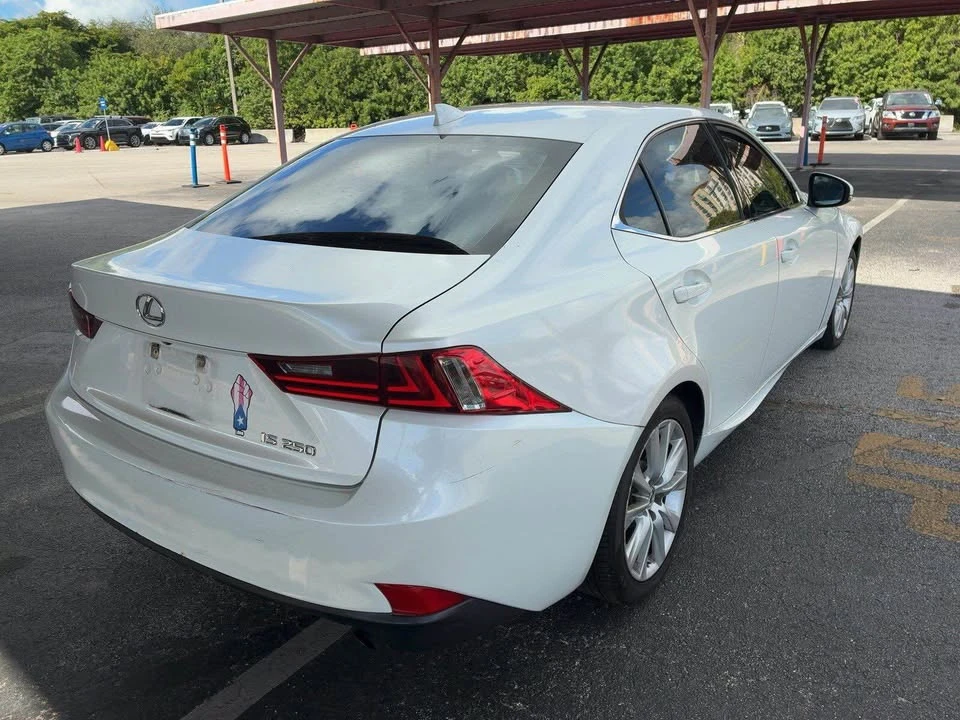 2015 Lexus IS 3rd Gen - Image 3 of 5
