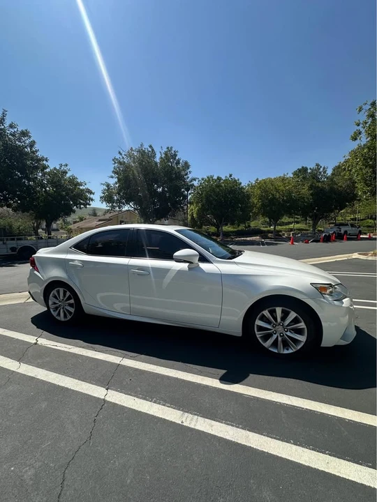 2015 Lexus IS 3rd Gen - Image 5 of 18