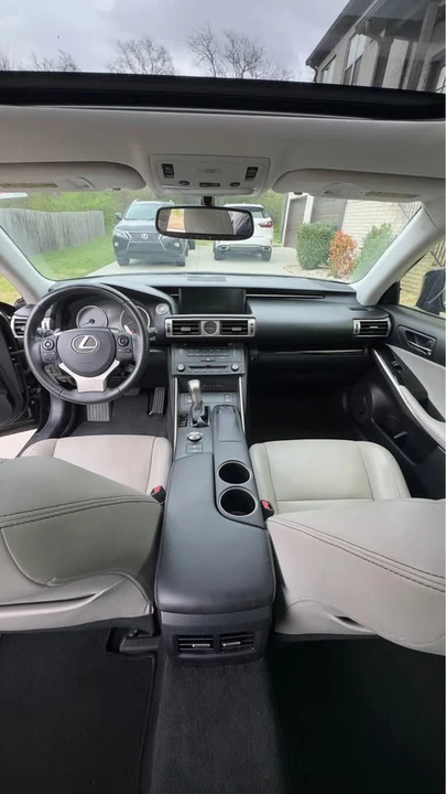 2015 Lexus IS 3rd Gen - Image 10 of 10
