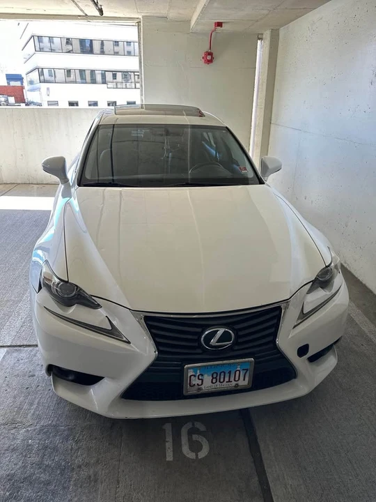2015 Lexus IS 3rd Gen - Image 4 of 11