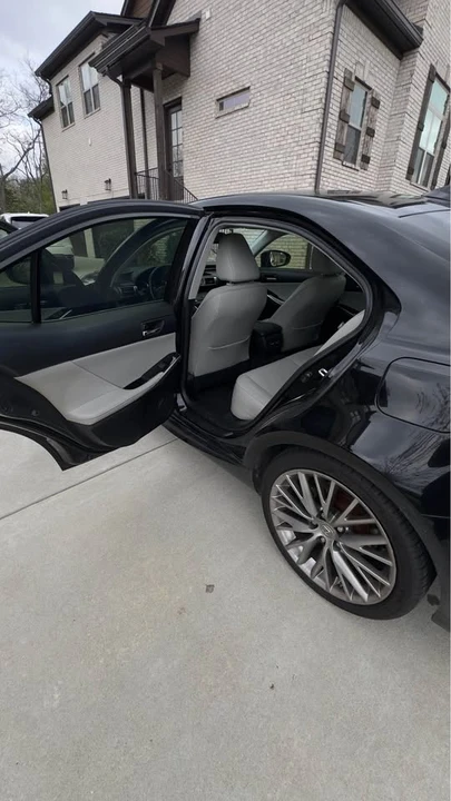 2015 Lexus IS 3rd Gen - Image 9 of 10