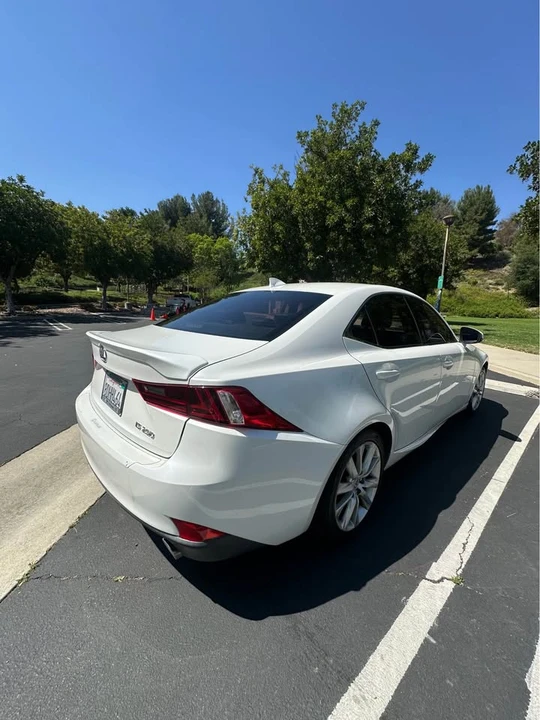 2015 Lexus IS 3rd Gen - Image 8 of 18