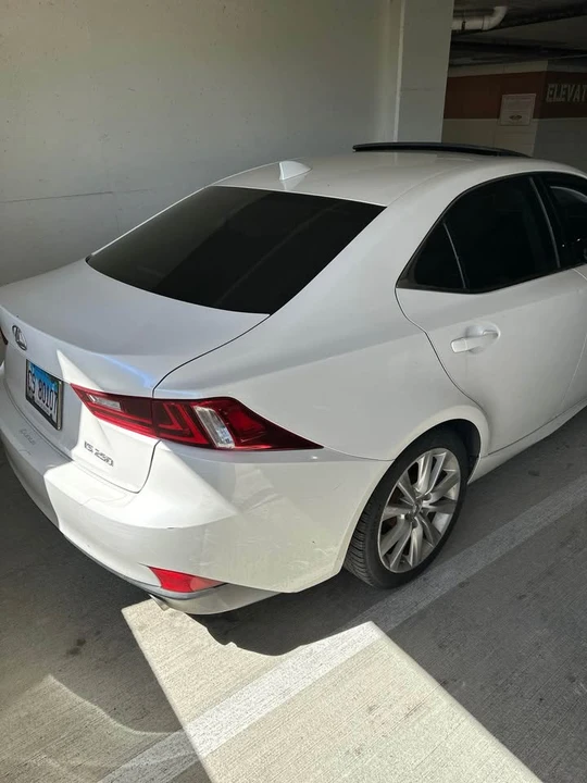 2015 Lexus IS 3rd Gen - Image 8 of 11