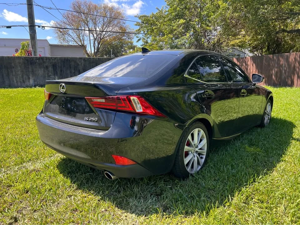 2015 Lexus IS 3rd Gen - Image 3 of 10