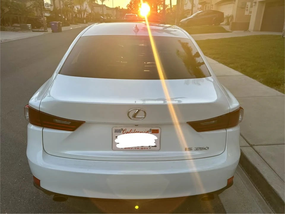 2015 Lexus IS 3rd Gen - Image 5 of 9