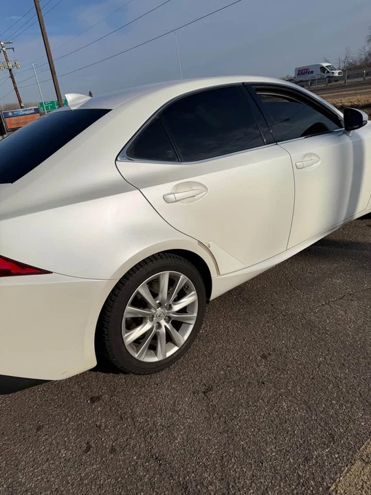 2015 Lexus IS 3rd Gen - Image 4 of 8