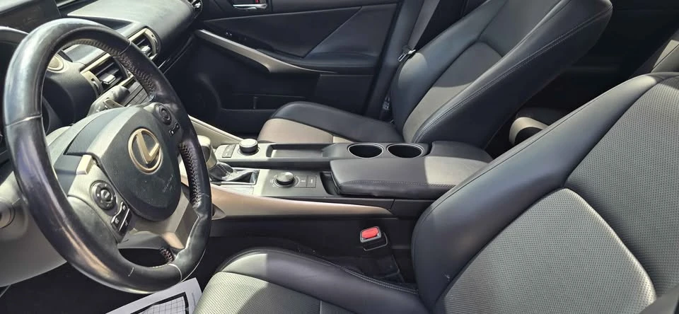 2015 Lexus IS 3rd Gen - Image 7 of 10