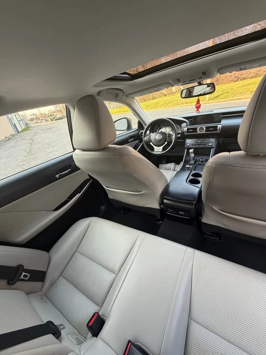 2015 Lexus IS 3rd Gen - Image 9 of 11