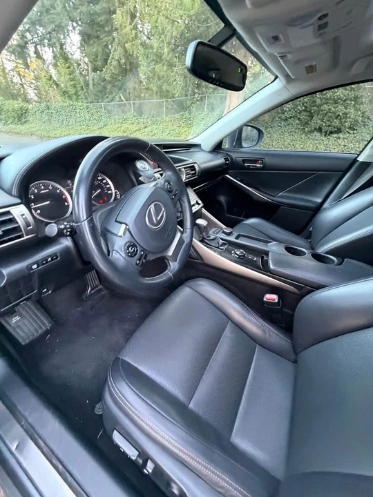 2015 Lexus IS 3rd Gen - Image 9 of 13