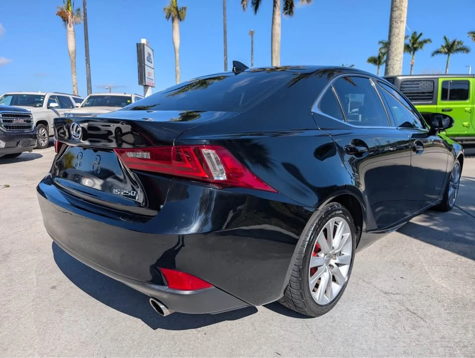 2015 Lexus IS 3rd Gen - Image 8 of 9