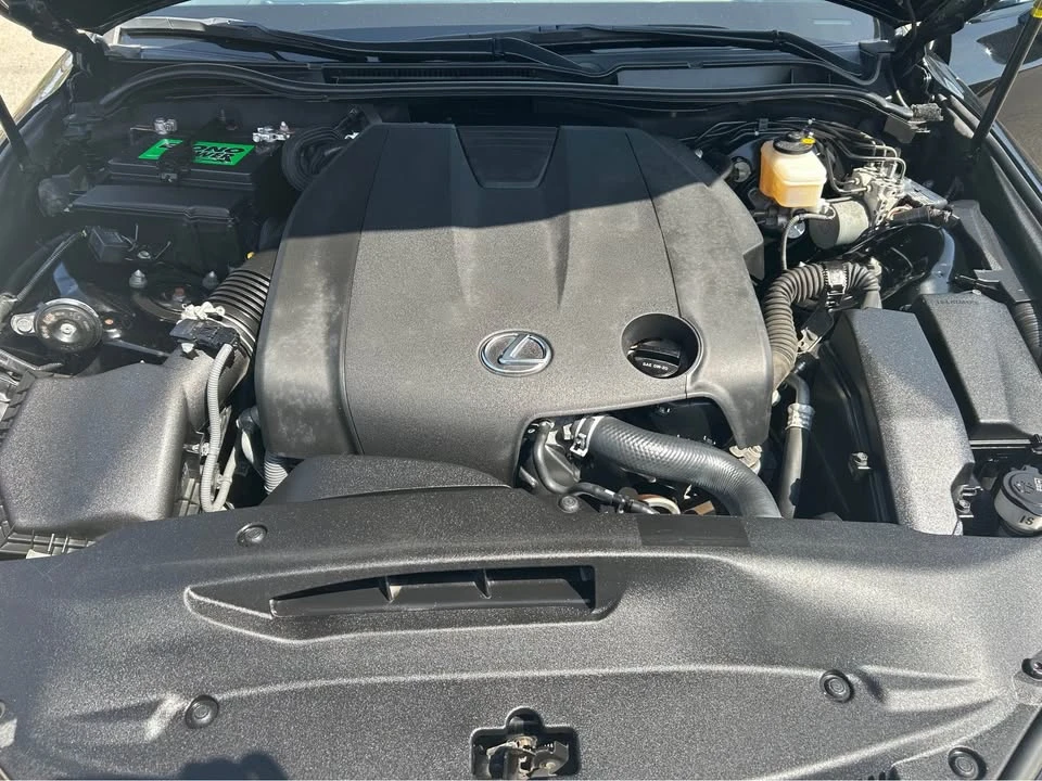 2015 Lexus IS 3rd Gen - Image 13 of 15