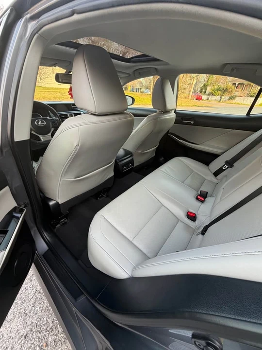 2015 Lexus IS 3rd Gen - Image 8 of 11
