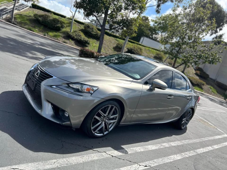 2015 Lexus IS 3rd Gen - Image 7 of 9