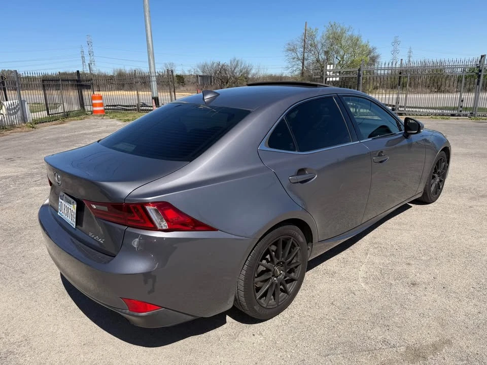 2015 Lexus IS 3rd Gen - Image 4 of 9