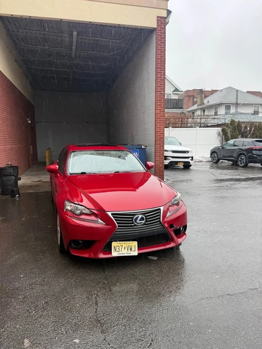 2015 Lexus IS 3rd Gen - Image 4 of 11