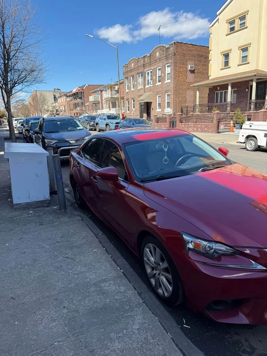 2015 Lexus IS 3rd Gen - Image 2 of 12