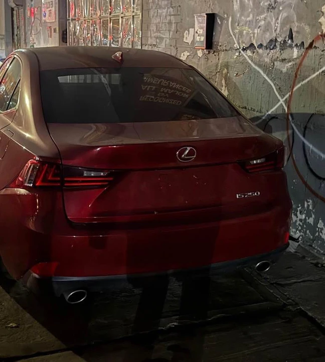 2015 Lexus IS 3rd Gen - Image 10 of 12