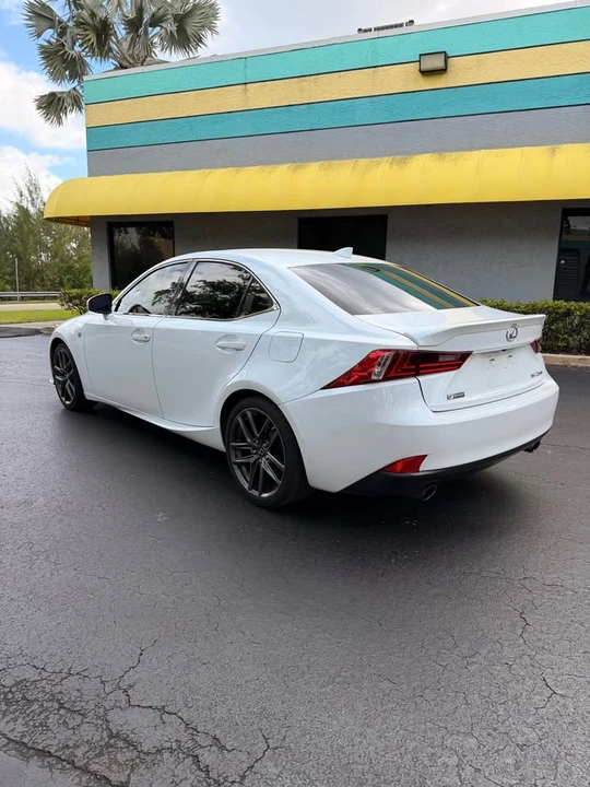 2015 Lexus IS 3rd Gen - Image 5 of 7