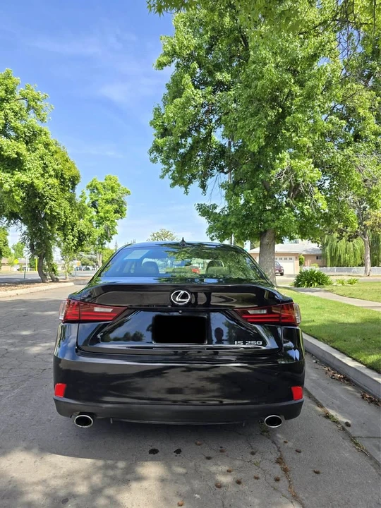 2015 Lexus IS 3rd Gen - Image 6 of 12