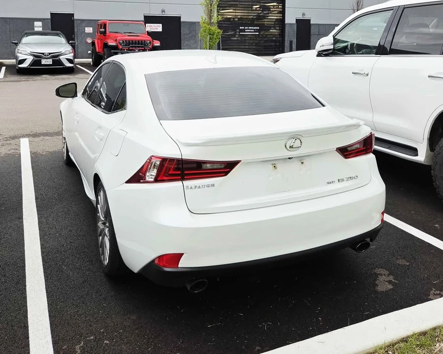 2015 Lexus IS 3rd Gen - Image 5 of 7