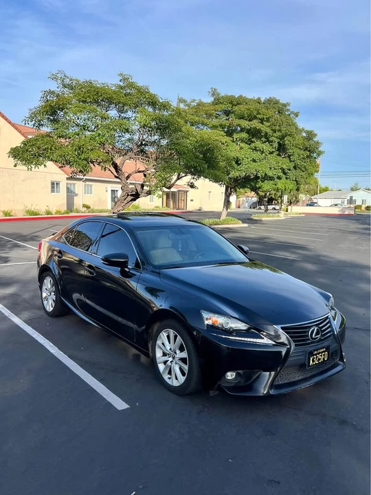 2015 Lexus IS 3rd Gen - Image 2 of 15