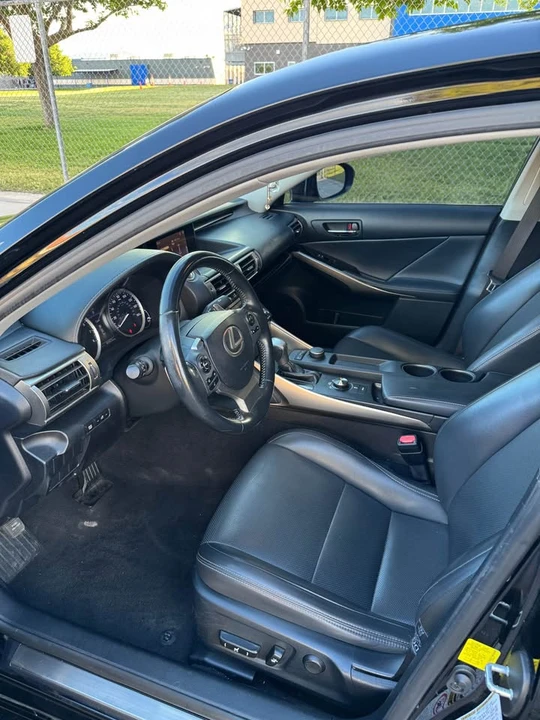 2015 Lexus IS 3rd Gen - Image 10 of 18