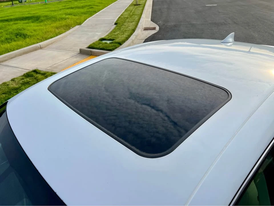 2015 Lexus IS 3rd Gen - Image 8 of 20