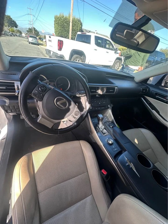2015 Lexus IS 3rd Gen - Image 7 of 10