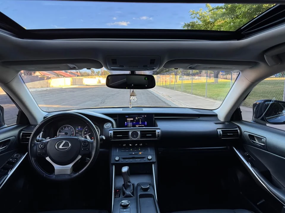 2015 Lexus IS 3rd Gen - Image 15 of 18