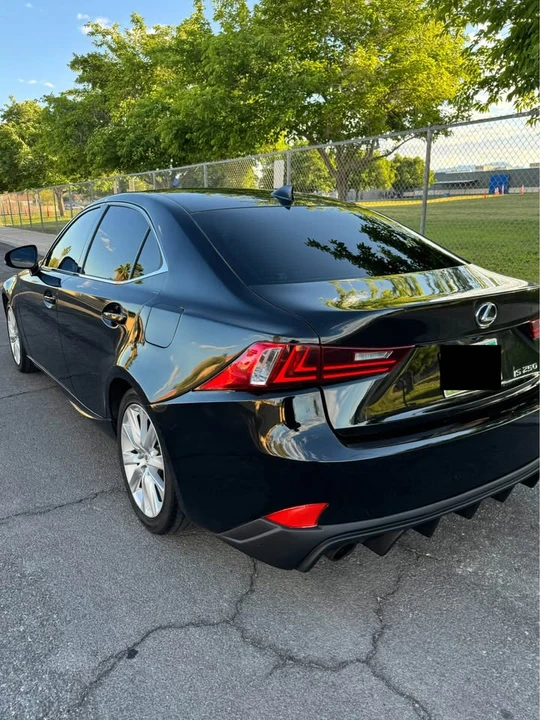 2015 Lexus IS 3rd Gen - Image 9 of 18